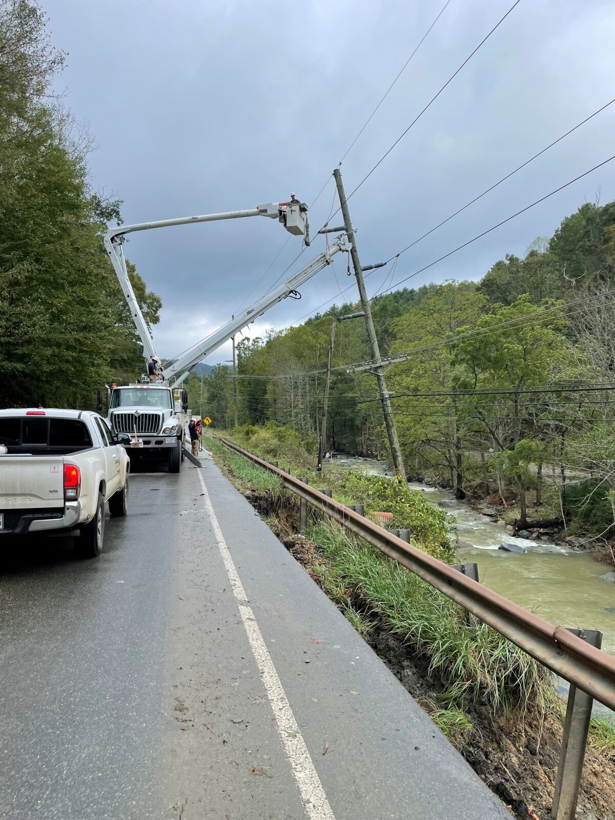 Blue Ridge Energy and Assisting Crews Working 24/7 in Catastrophic